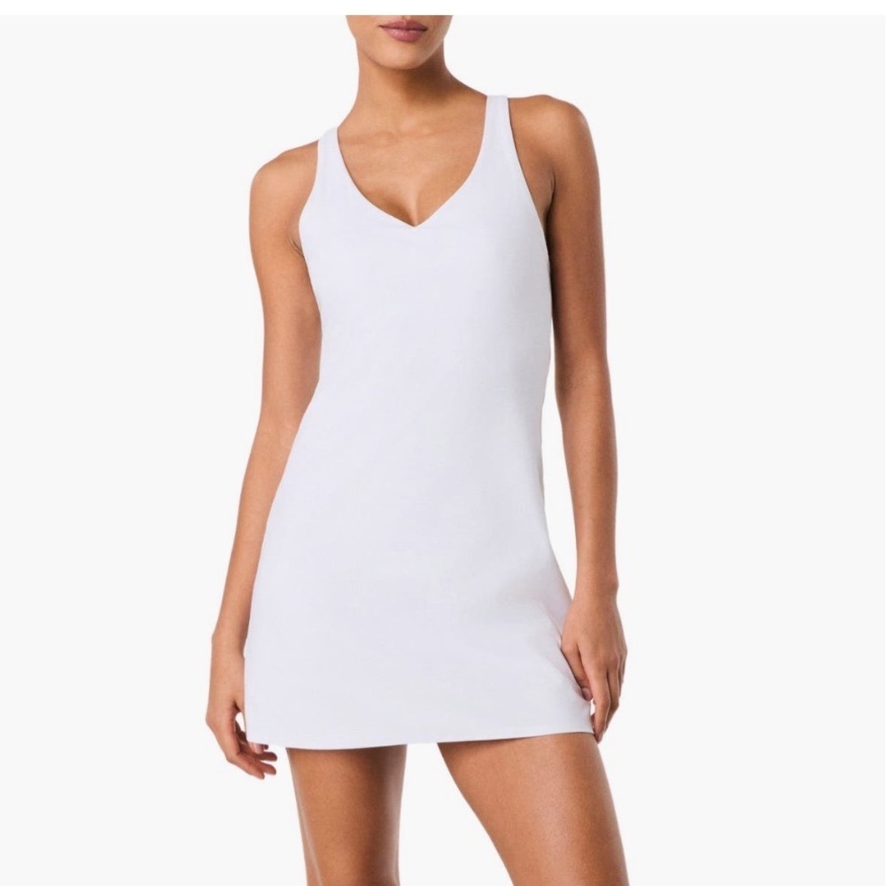 Spanx Get Moving White Exercise Dress Built-in Bodysuit Pockets NWT XSmall